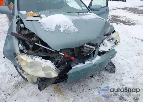 2006 Toyota Corolla Le z USA, uszkodzony, nr VIN 2T1BR32E16C578518